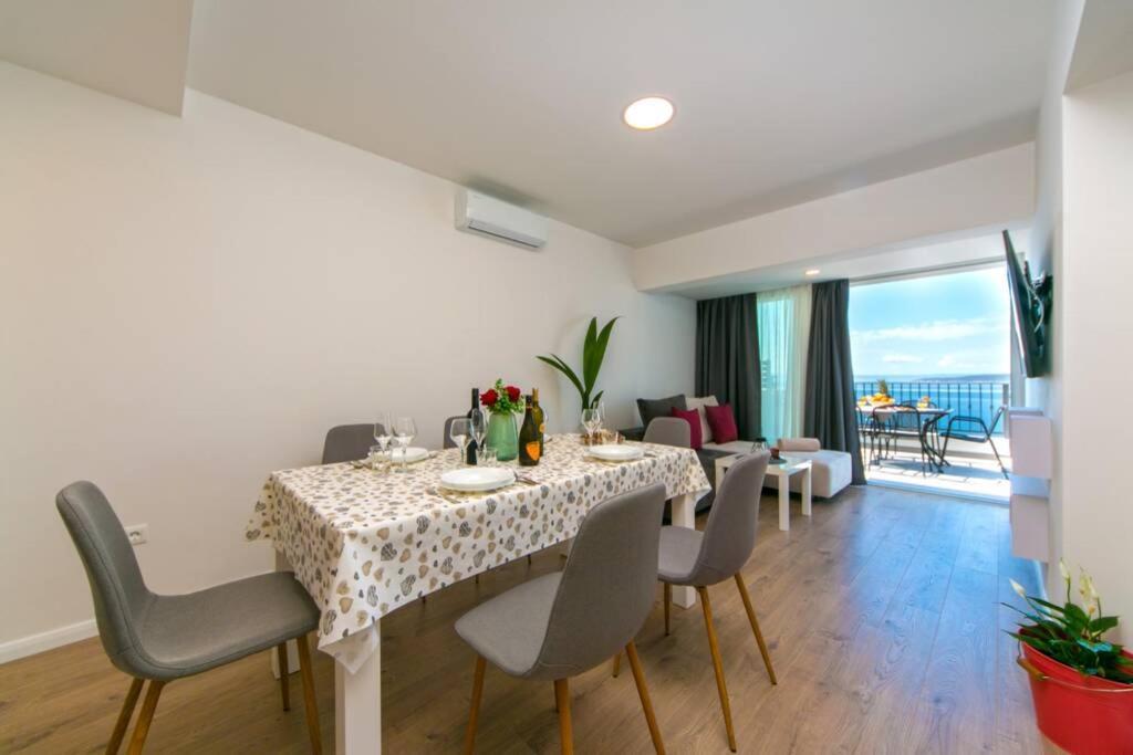 Apartman Macan Brela Exteriör bild